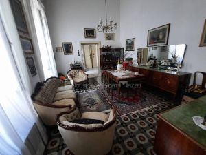 Appartamento PIAZZA GRANDE, DUOMO € 160.000